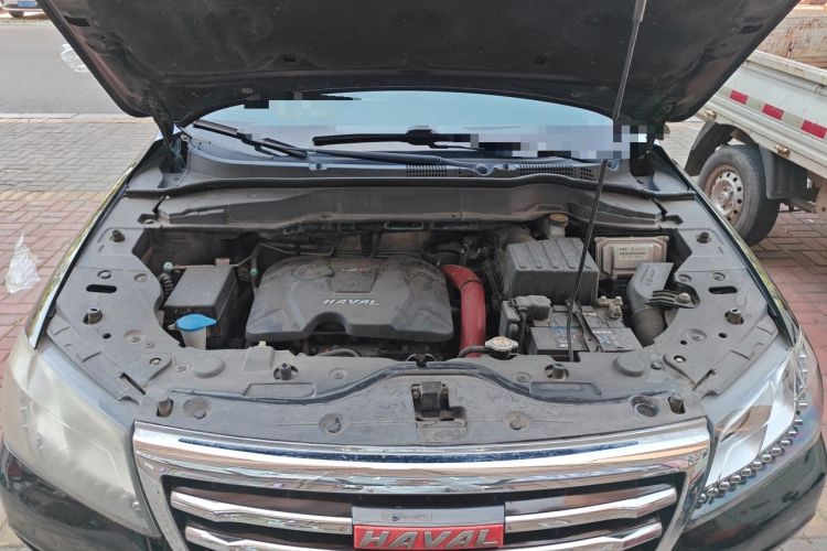 Used Haval H2 2016 Red Label 1.5T Manual Two-Wheel Drive Elite Model Engine Bay