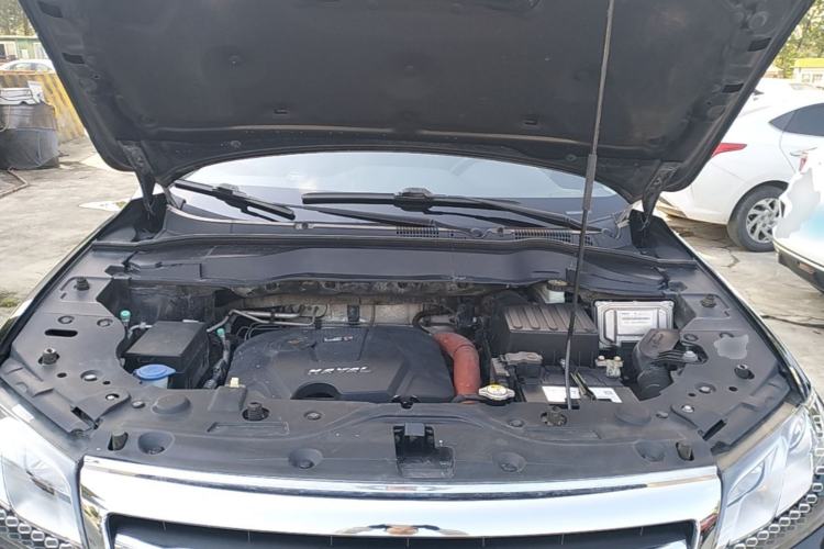 Used Haval H2 2016 Red-Label 1.5T Manual Two-Wheel Drive Luxury Model Engine Bay