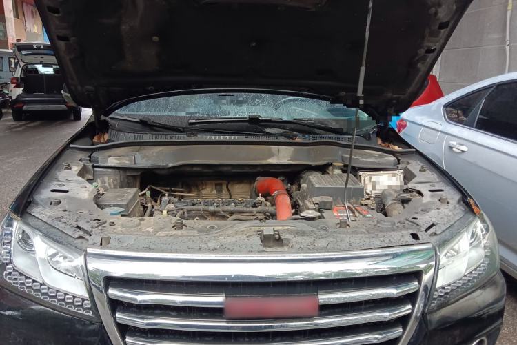 Used Haval H2 2016 Red-Label 1.5T Automatic Two-Wheel Drive Luxury Model Engine Bay