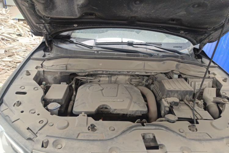 Used Haval H2 2016 Red-Label 1.5T Manual Two-Wheel Drive Luxury Model Engine Bay