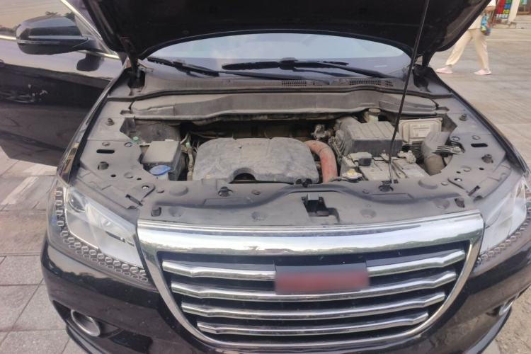 Used Haval H2 2016 Red-Label 1.5T Manual Two-Wheel Drive Luxury Model Engine Bay Right