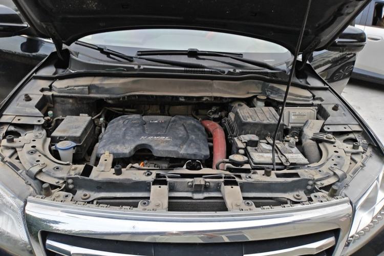 Used Haval H2 2016 Red Label 1.5T Manual Two-Wheel Drive Prestige Model Engine Bay