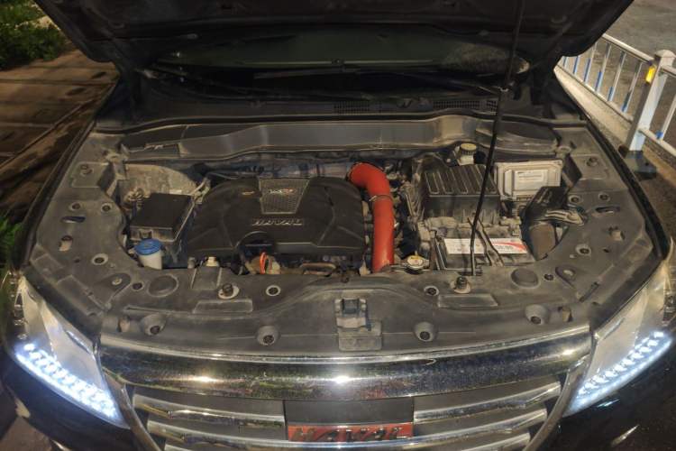 Used Haval H2 2016 Red-Label 1.5T Automatic Two-Wheel Drive Luxury Model Engine Bay