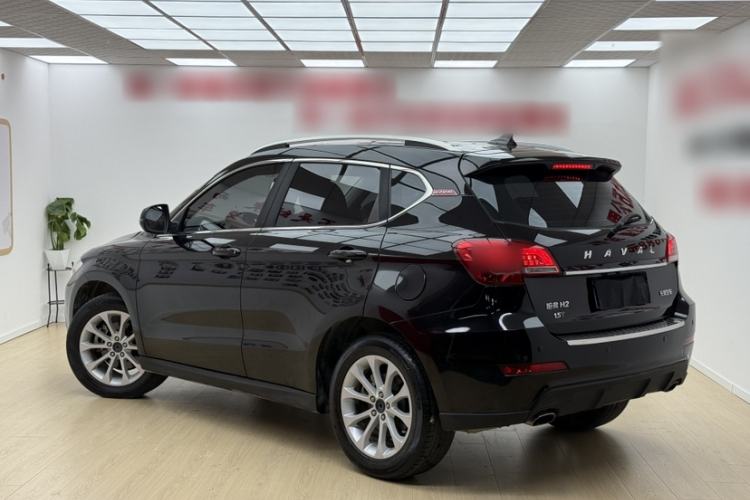 Used Haval H2 2016 Red-Label 1.5T Manual Two-Wheel Drive Luxury Model Exterior 11