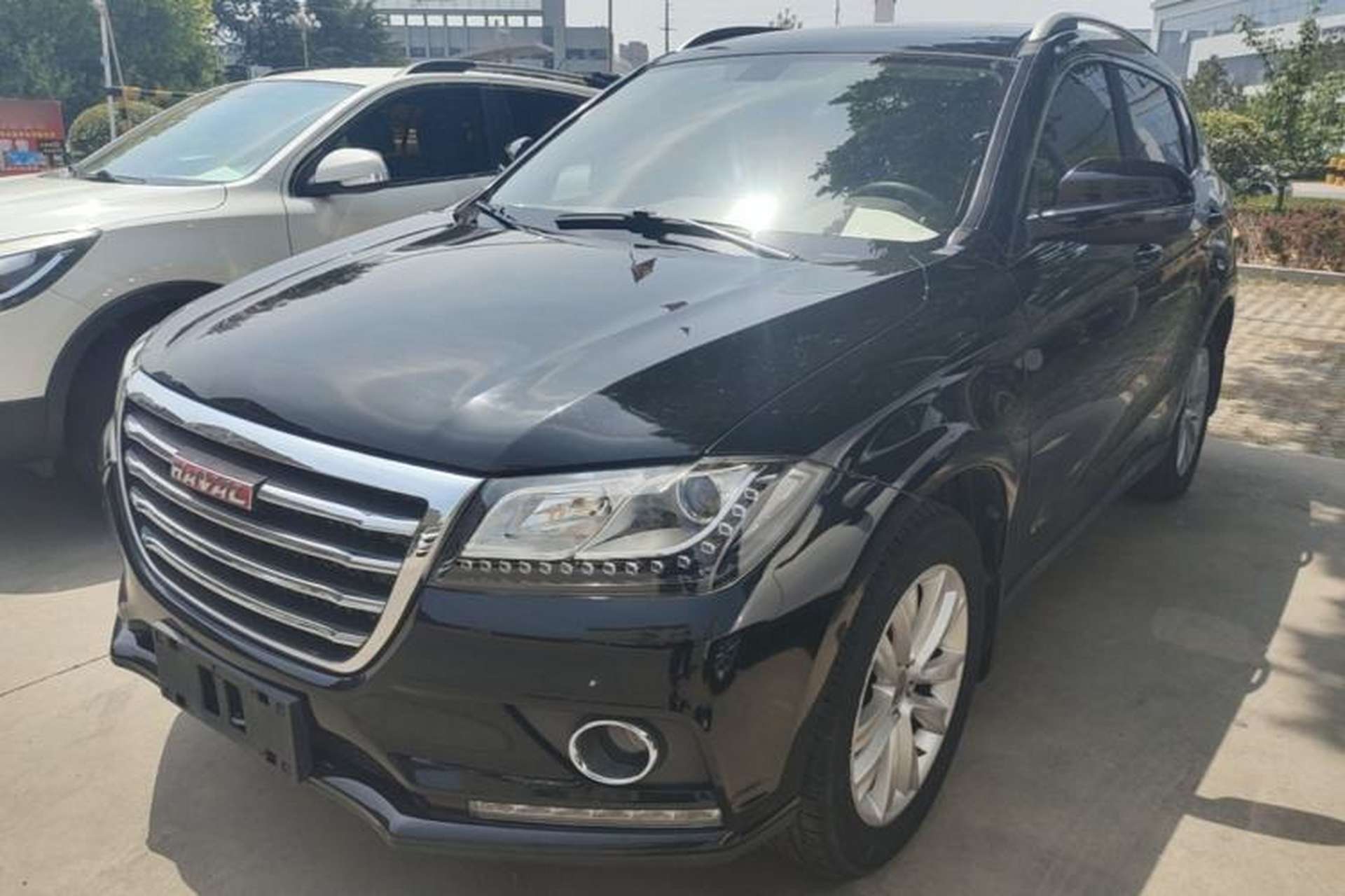 Used Haval H2 2016 Red Label 1.5T Manual Two-Wheel Drive Elite Model Front Left 45 Deg