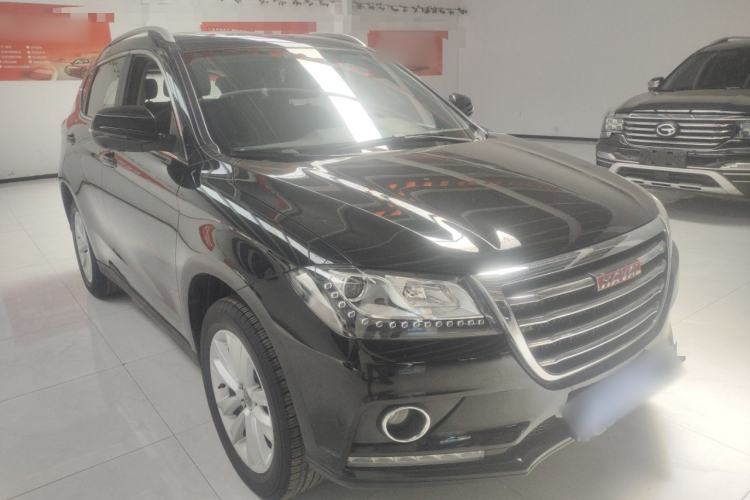 Used Haval H2 2016 Red-Label 1.5T Manual Two-Wheel Drive Luxury Model Front Right 45 Deg