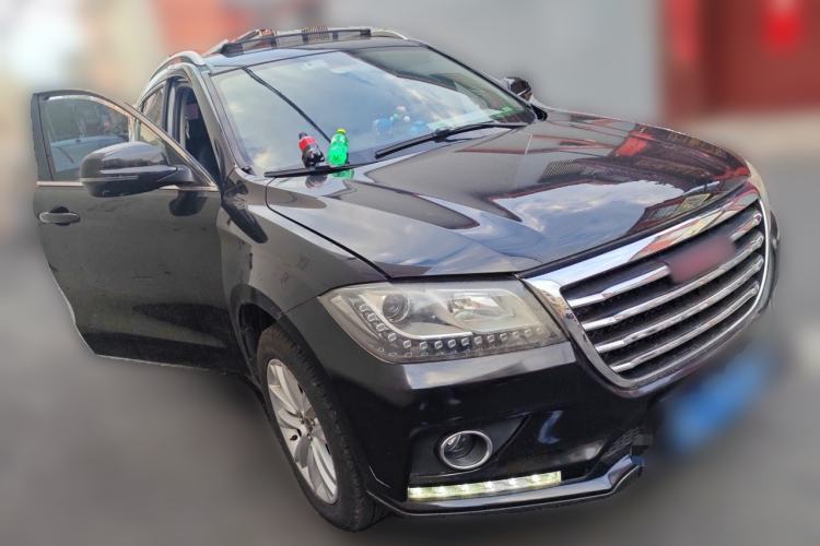 Used Haval H2 2016 Red-Label 1.5T Manual Two-Wheel Drive Luxury Model Front Right 45 Deg
