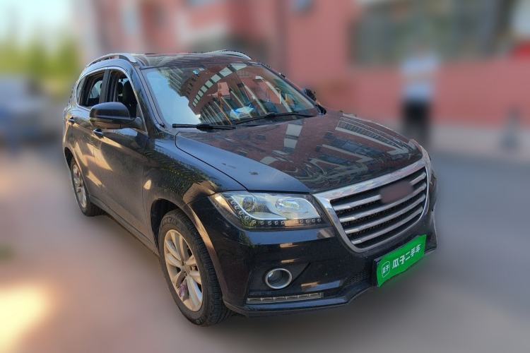 Used Haval H2 2016 Red-Label 1.5T Manual Two-Wheel Drive Luxury Model Front Right 45 Deg