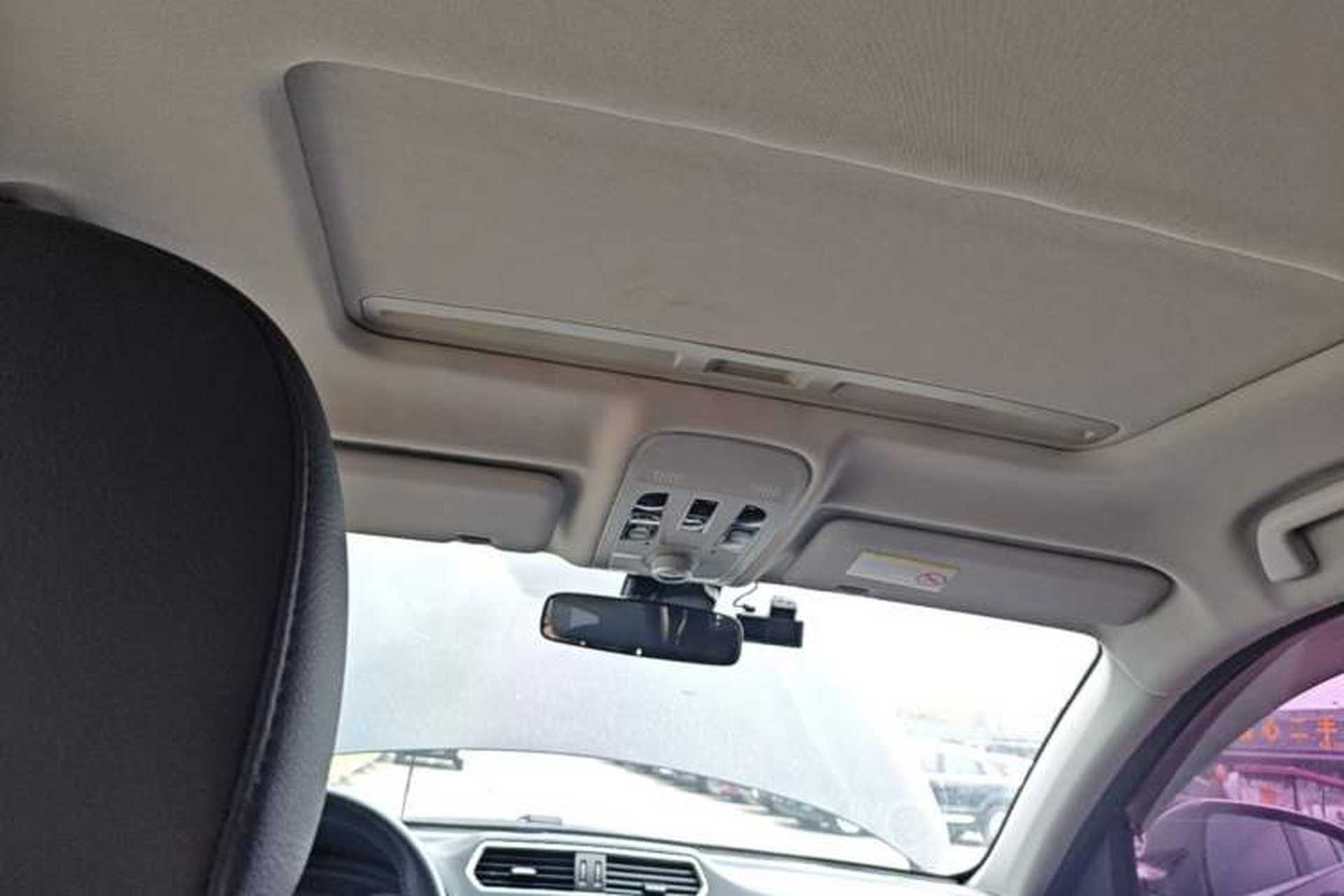 Used Haval H2 2016 Red Label 1.5T Automatic Two-Wheel Drive Elite Model Headliner
