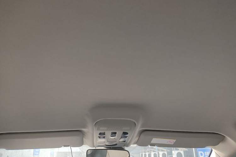 Used Haval H2 2016 Red Label 1.5T Automatic Two-Wheel Drive Elite Model Headliner