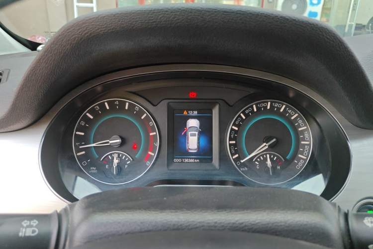 Used Haval H2 2016 Red Label 1.5T Manual Two-Wheel Drive Elite Model Instrument Cluster
