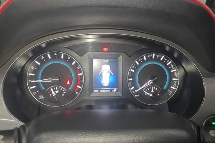 Used Haval H2 2016 Red-Label 1.5T Automatic Two-Wheel Drive Luxury Model Instrument Cluster
