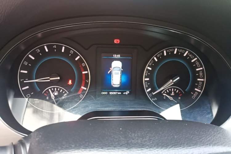 Used Haval H2 2016 Red-Label 1.5T Automatic Two-Wheel Drive Luxury Model Instrument Cluster