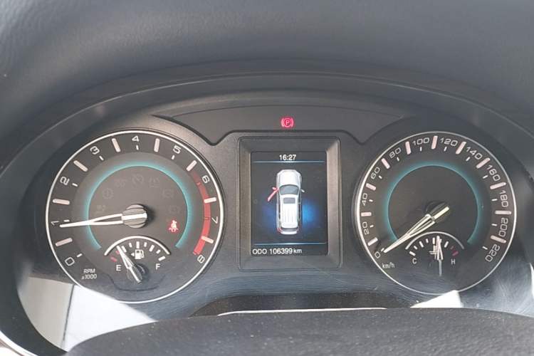 Used Haval H2 2016 Red-Label 1.5T Manual Two-Wheel Drive Luxury Model Instrument Cluster