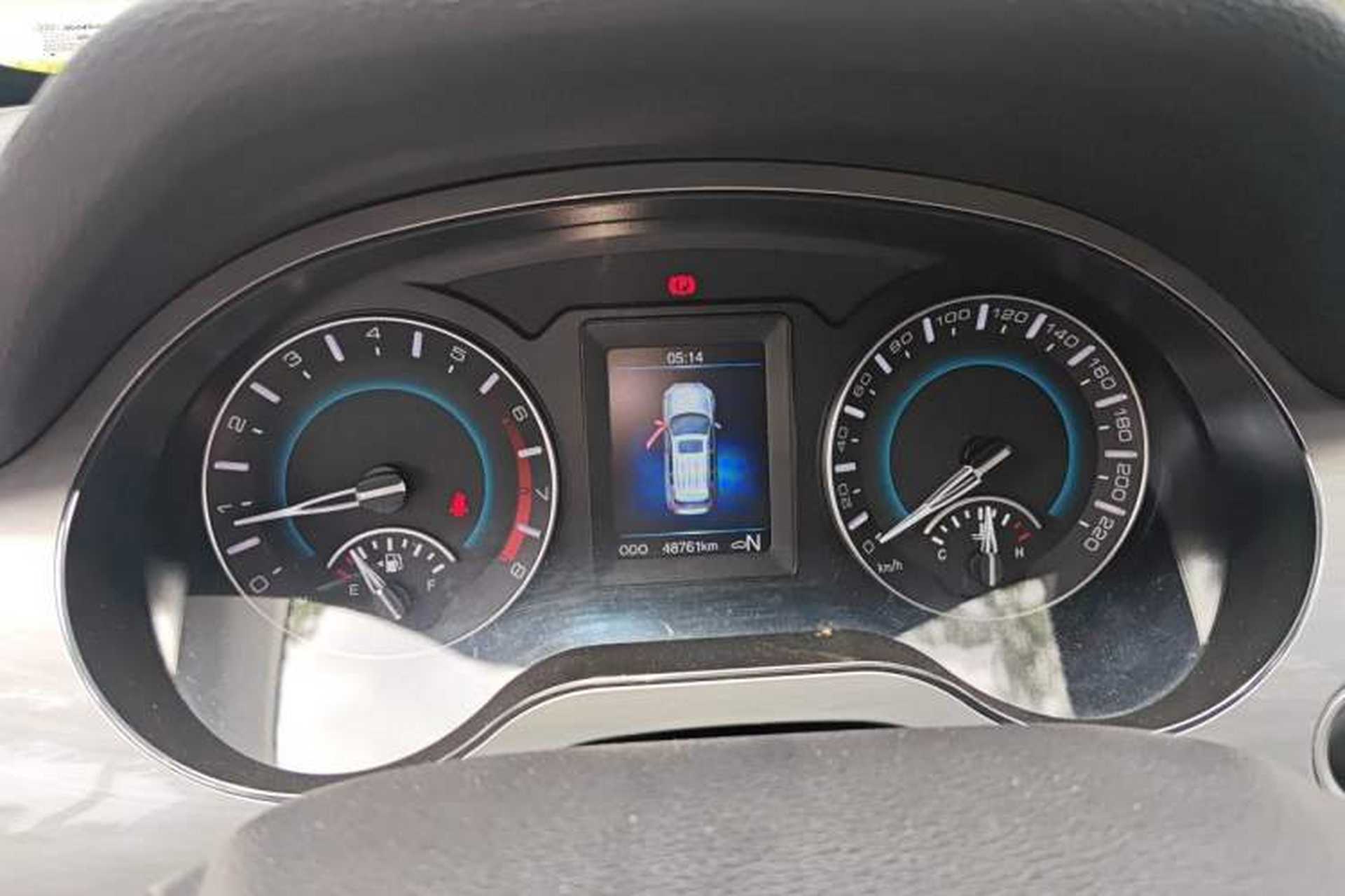 Used Haval H2 2016 Red-Label 1.5T Automatic Two-Wheel Drive Luxury Model Instrument Cluster