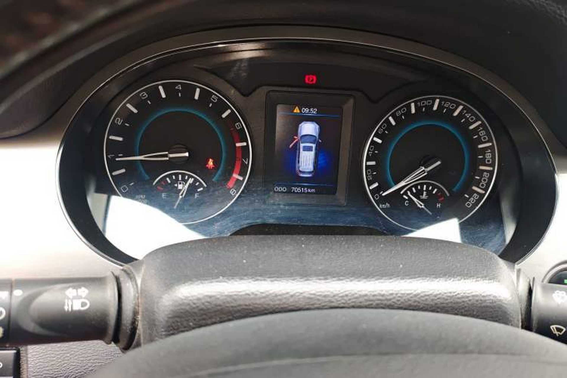Used Haval H2 2016 Red-Label 1.5T Manual Two-Wheel Drive Luxury Model Instrument Cluster