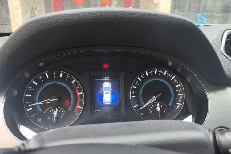 Used Haval H2 2016 Red-Label 1.5T Manual Two-Wheel Drive Luxury Model Instrument Cluster