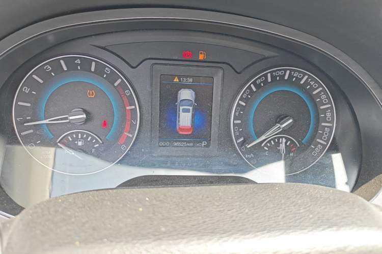 Used Haval H2 2016 Red Label 1.5T Automatic Two-Wheel Drive Elite Model Instrument Cluster