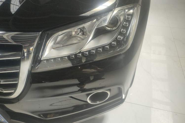 Used Haval H2 2016 Red-Label 1.5T Manual Two-Wheel Drive Luxury Model Left Front Headlight