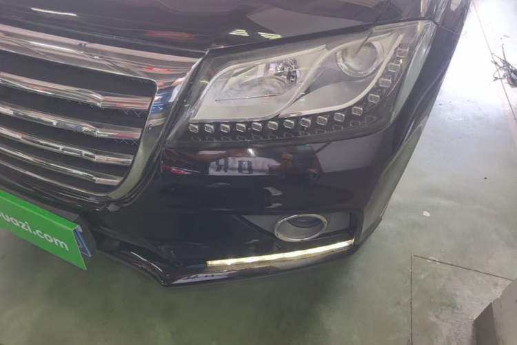 Used Haval H2 2016 Red Label 1.5T Automatic Two-Wheel Drive Elite Model Left Front Headlight