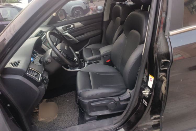 Used Haval H2 2016 Red-Label 1.5T Manual Two-Wheel Drive Luxury Model Left Front Seat