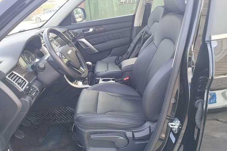 Used Haval H2 2016 Red-Label 1.5T Manual Two-Wheel Drive Luxury Model Left Front Seat