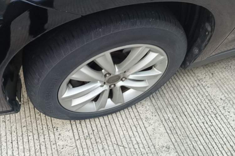 Used Haval H2 2016 Red-Label 1.5T Automatic Two-Wheel Drive Luxury Model Left Front Wheel Hub
