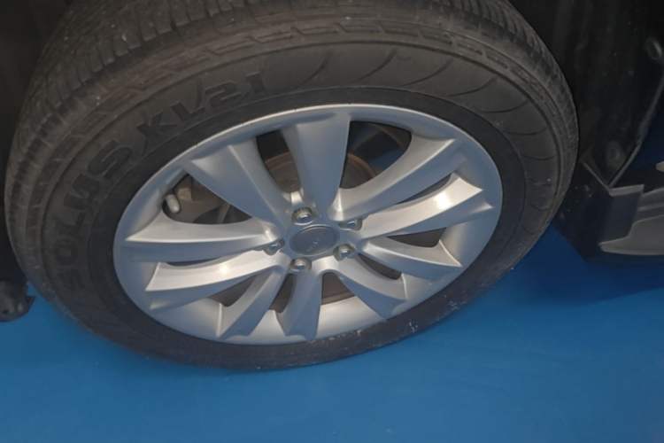 Used Haval H2 2016 Red-Label 1.5T Automatic Two-Wheel Drive Luxury Model Left Front Wheel Hub