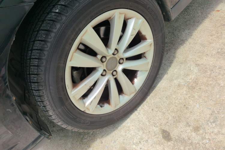 Used Haval H2 2016 Red Label 1.5T Manual Two-Wheel Drive Elite Model Left Front Wheel Hub
