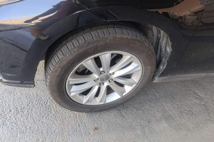 Used Haval H2 2016 Red Label 1.5T Automatic Two-Wheel Drive Prestige Model Left Front Wheel Hub