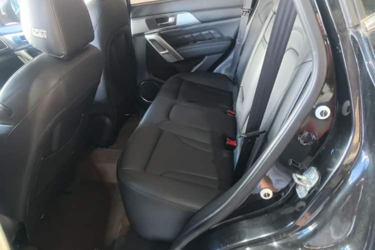 Used Haval H2 2016 Red Label 1.5T Automatic Two-Wheel Drive Prestige Model Left Rear Seat