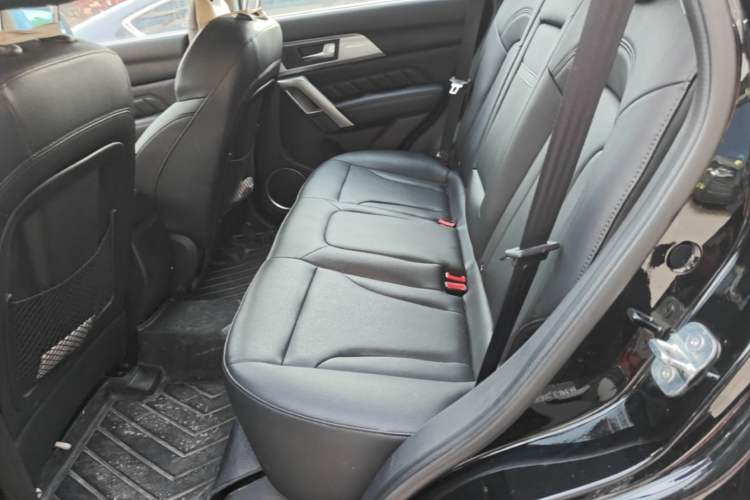Used Haval H2 2016 Red-Label 1.5T Automatic Two-Wheel Drive Luxury Model Left Rear Seat