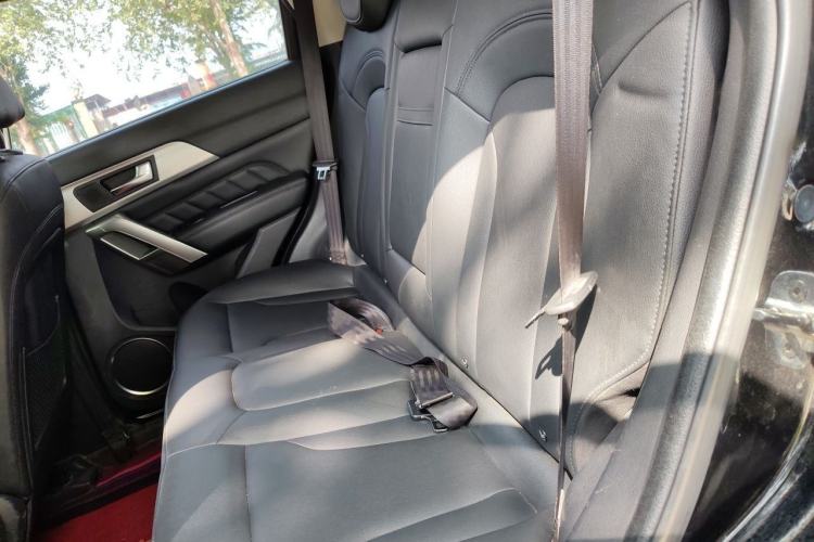 Used Haval H2 2016 Red Label 1.5T Manual Two-Wheel Drive Elite Model Left Rear Seat