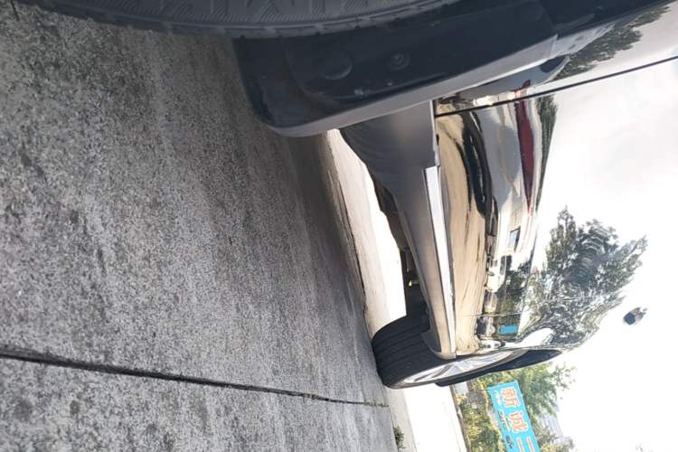 Used Haval H2 2016 Red-Label 1.5T Manual Two-Wheel Drive Luxury Model Left Side Sill