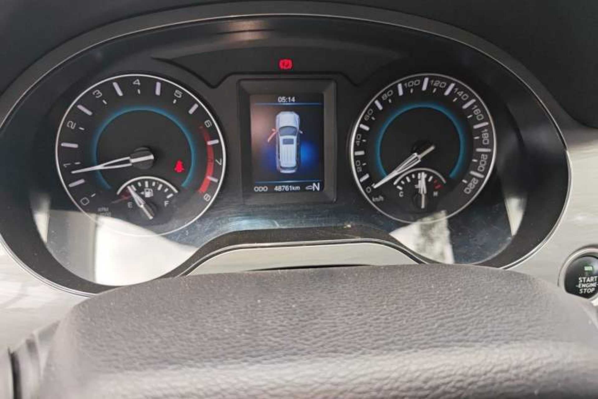 Used Haval H2 2016 Red-Label 1.5T Automatic Two-Wheel Drive Luxury Model Odometer Close Up