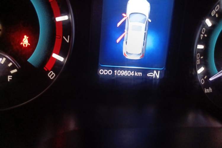 Used Haval H2 2016 Red-Label 1.5T Automatic Two-Wheel Drive Luxury Model Odometer Close Up