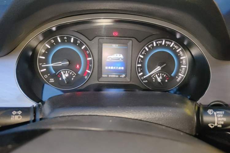Used Haval H2 2016 Red-Label 1.5T Automatic Two-Wheel Drive Luxury Model Odometer Close Up