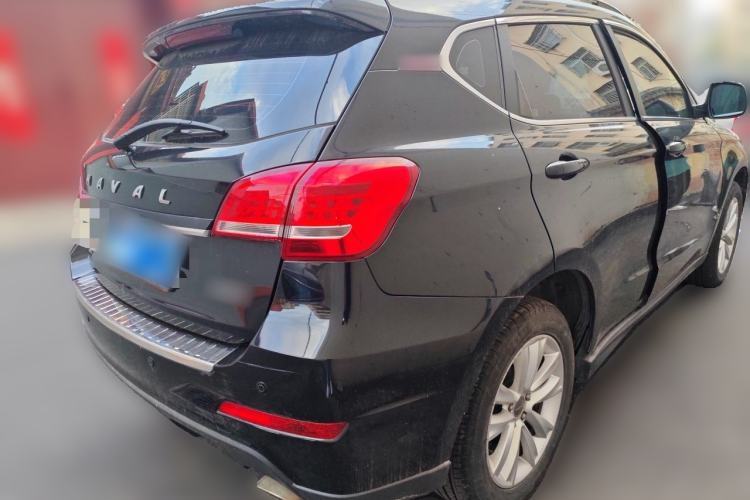 Used Haval H2 2016 Red-Label 1.5T Manual Two-Wheel Drive Luxury Model Rear Right 45 Deg