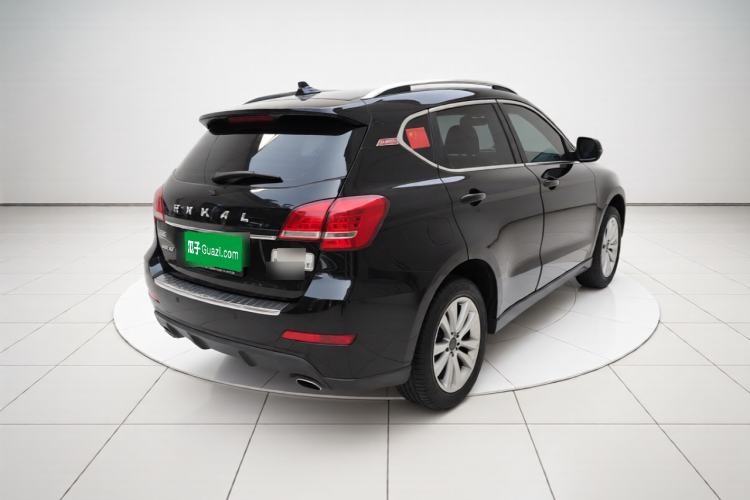 Used Haval H2 2016 Red-Label 1.5T Manual Two-Wheel Drive Luxury Model Rear Right 45 Deg
