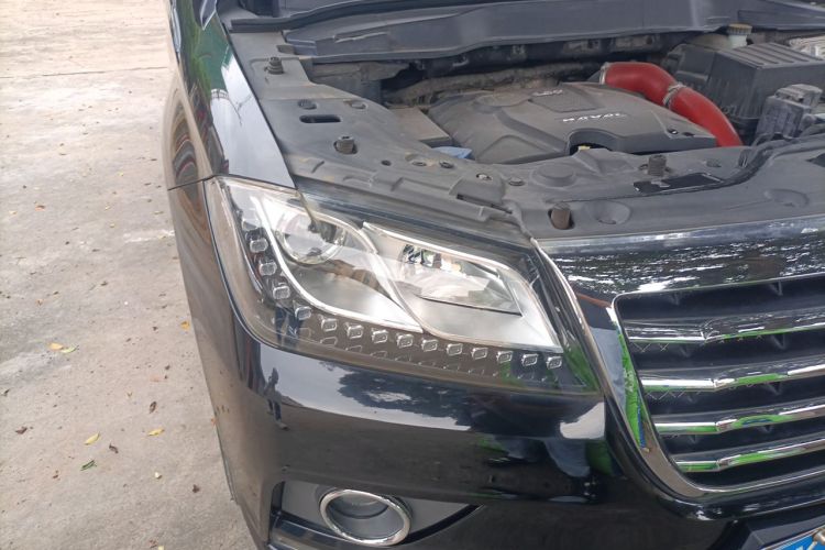 Used Haval H2 2016 Red-Label 1.5T Automatic Two-Wheel Drive Luxury Model Right Front Headlight