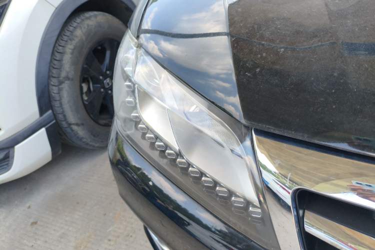 Used Haval H2 2016 Red Label 1.5T Manual Two-Wheel Drive Elite Model Right Front Headlight