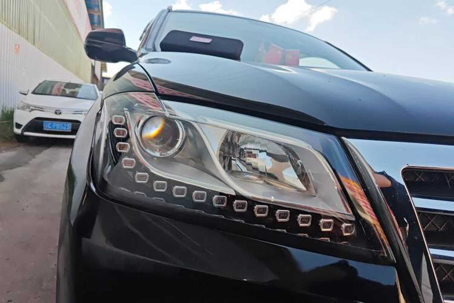 Used Haval H2 2016 Red-Label 1.5T Manual Two-Wheel Drive Luxury Model Right Front Headlight