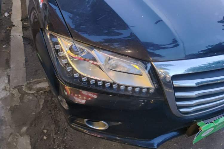 Used Haval H2 2016 Red-Label 1.5T Automatic Two-Wheel Drive Luxury Model Right Front Headlight