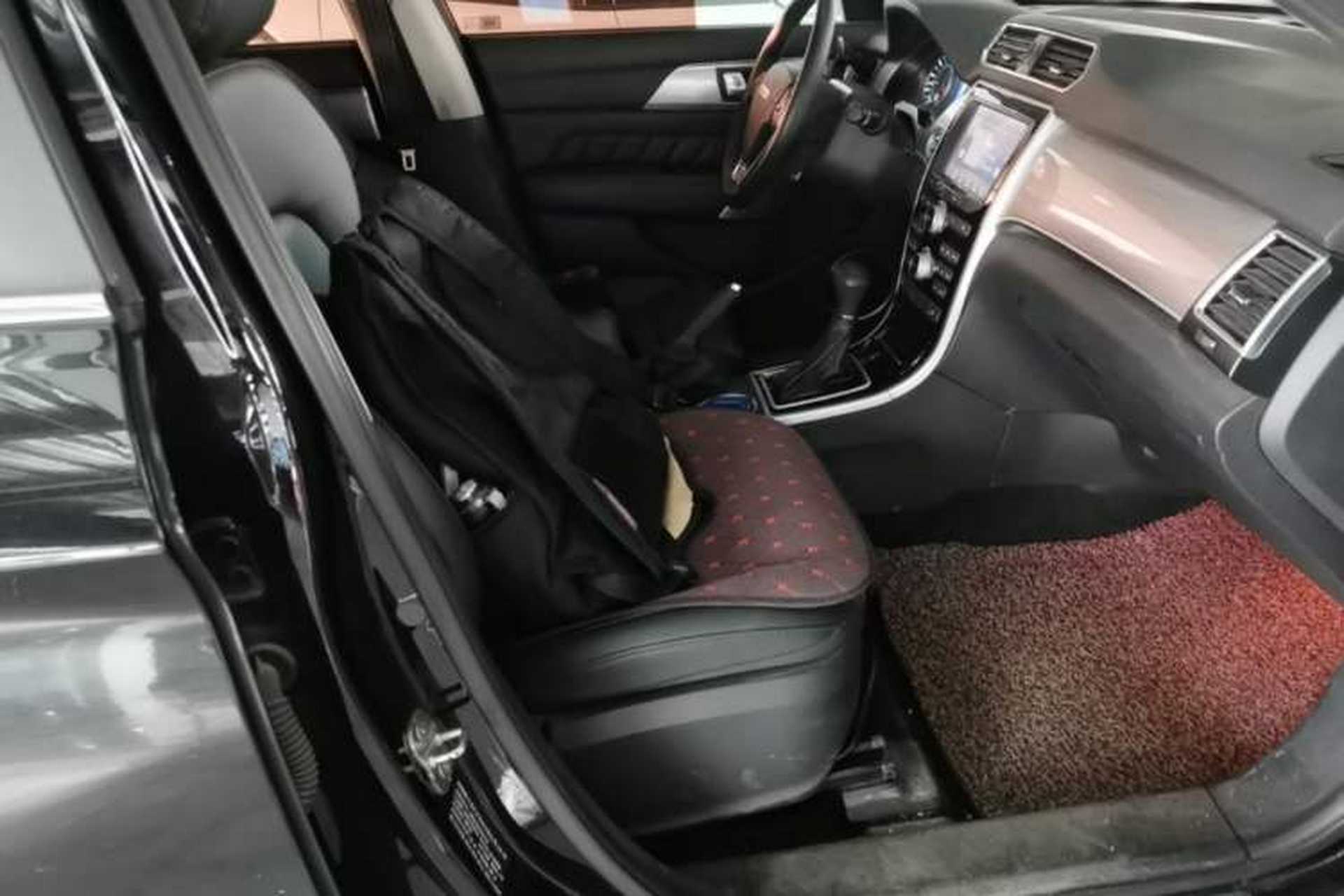 Used Haval H2 2016 Red Label 1.5T Automatic Two-Wheel Drive Elite Model Right Front Seat