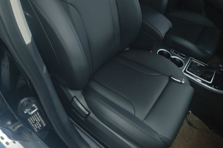 Used Haval H2 2016 Red-Label 1.5T Automatic Two-Wheel Drive Luxury Model Right Front Seat