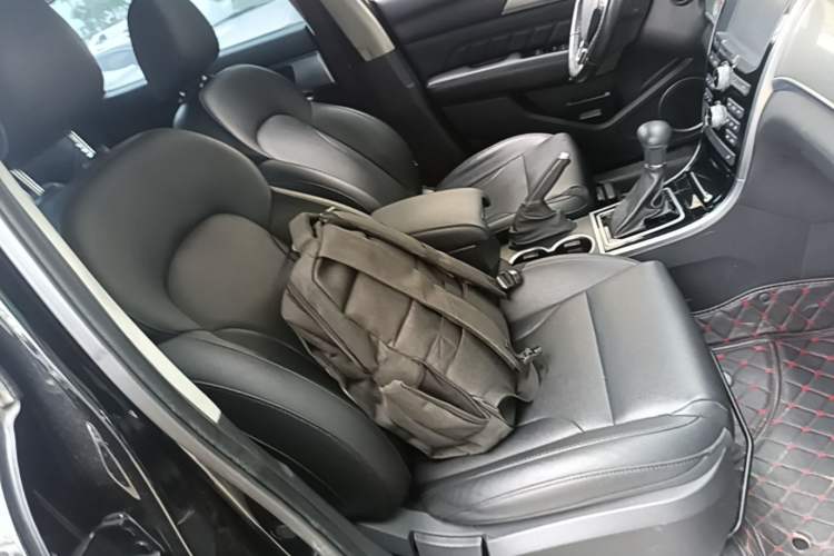 Used Haval H2 2016 Red Label 1.5T Automatic Two-Wheel Drive Elite Model Right Front Seat