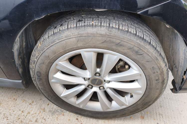 Used Haval H2 2016 Red Label 1.5T Manual Two-Wheel Drive Elite Model Right Front Wheel Hub