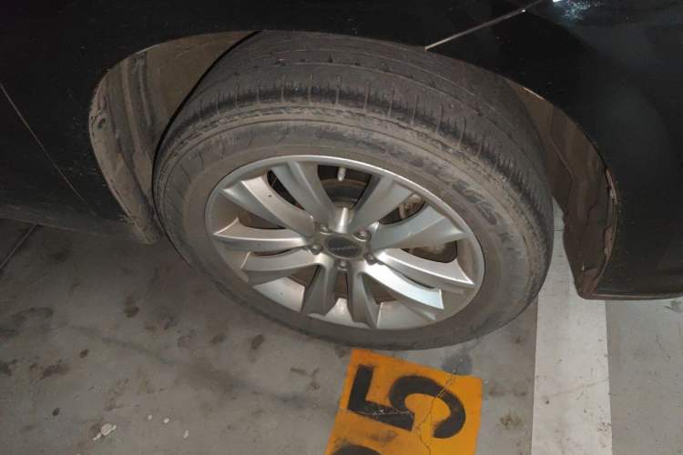 Used Haval H2 2016 Red-Label 1.5T Manual Two-Wheel Drive Luxury Model Right Front Wheel Hub