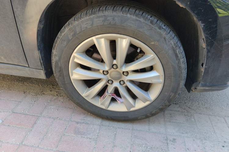 Used Haval H2 2016 Red-Label 1.5T Manual Two-Wheel Drive Luxury Model Right Front Wheel Hub