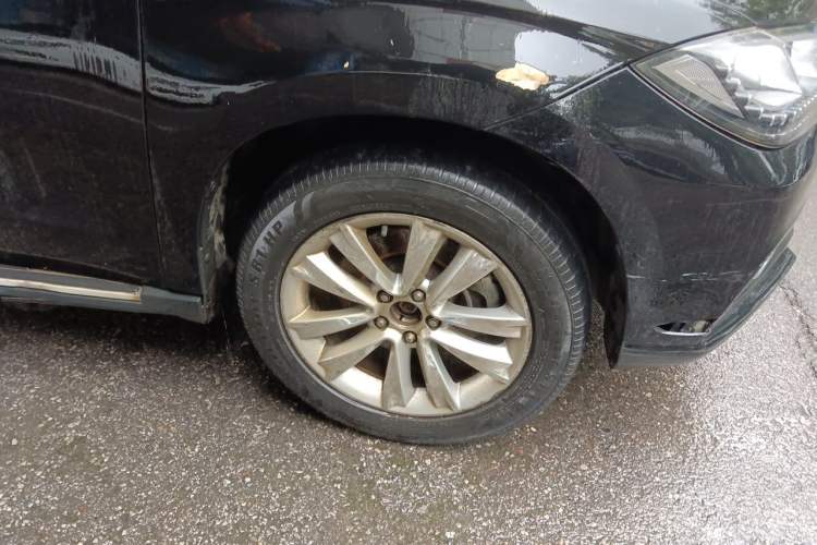 Used Haval H2 2016 Red-Label 1.5T Automatic Two-Wheel Drive Luxury Model Right Front Wheel Hub